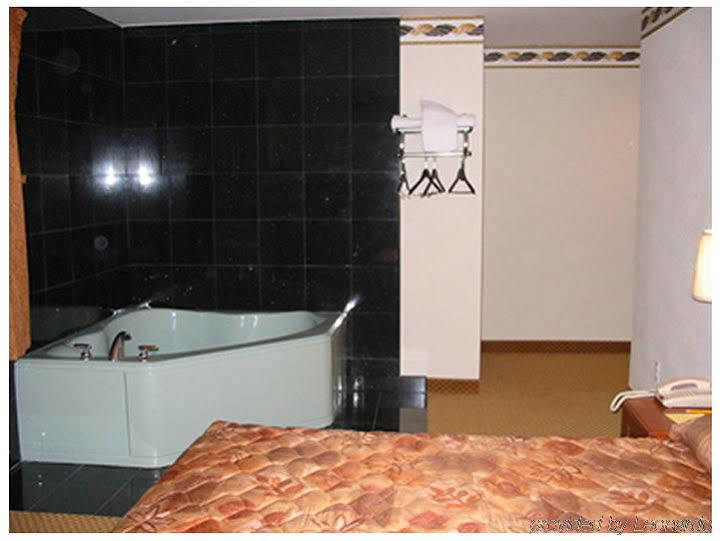 Red Carpet Inn Brooklyn New York Exterior foto