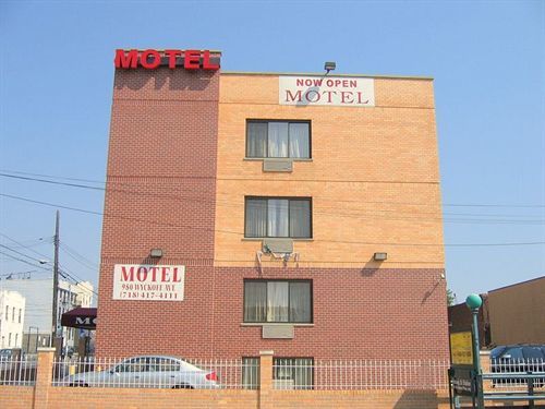 Red Carpet Inn Brooklyn New York Exterior foto